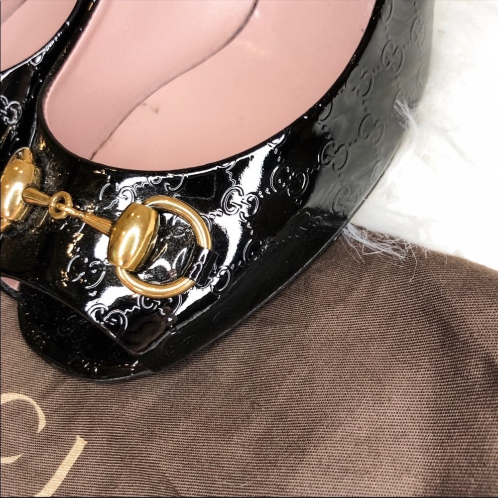 Excellent Condition Authentic Gucci Logo Pump - image 6